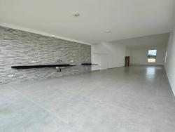 #99 - Casa em condomínio para Venda em Taubaté - SP
