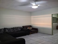 #100 - Casa para Venda em Taubaté - SP