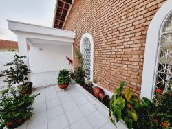 #160 - Casa para Venda em Taubaté - SP