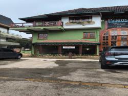 #241 - Ponto Comercial para Venda em Campos do Jordão - SP
