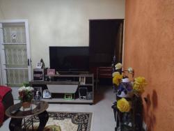#244 - Casa para Venda em Taubaté - SP