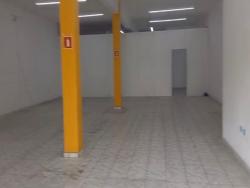 #332 - Salão Comercial para Locação em Tremembé - SP